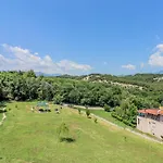 Acropolis With Parking Next To Center Apartament Serres