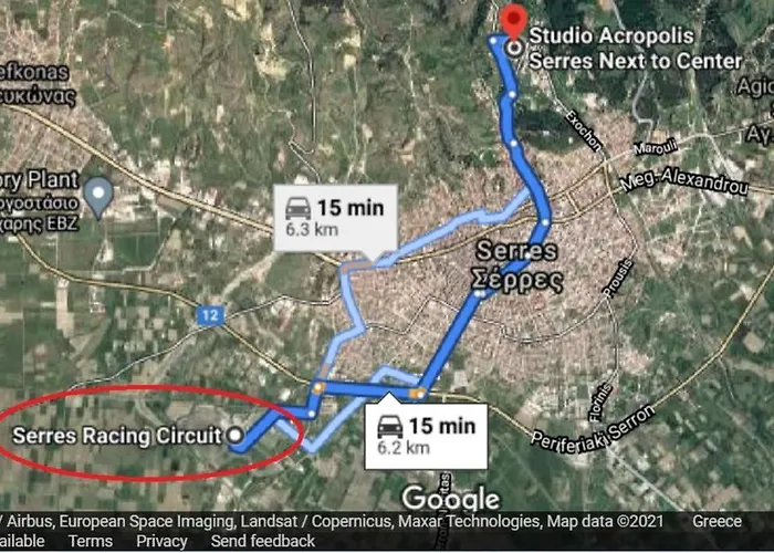 Acropolis With Parking Next To Center 公寓