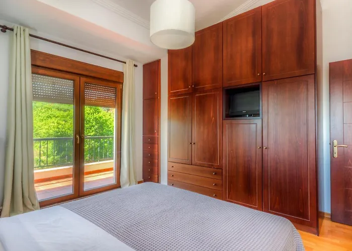 Acropolis With Parking Next To Center Apartament Serres