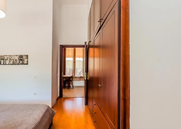 Apartament Acropolis With Parking Next To Center