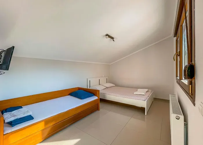 Acropolis With Parking Next To Center