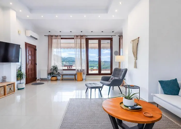 Apartament Acropolis With Parking Next To Center *